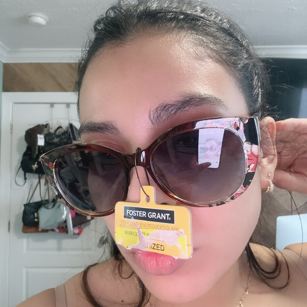 Foster Grant Brown Sunglasses Oversized Gradient Lenses